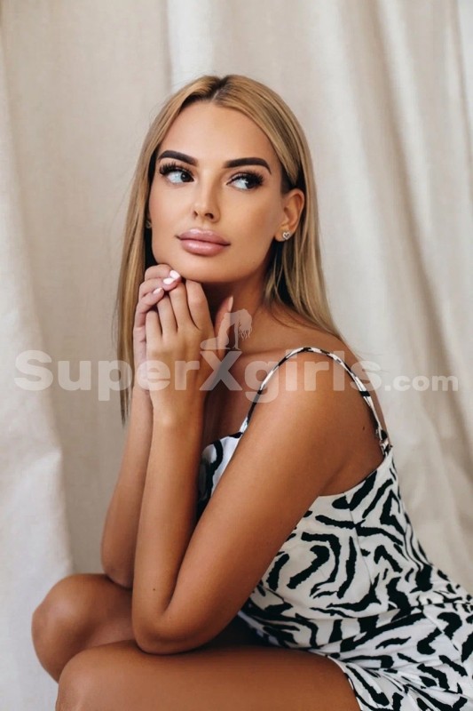 KarolinaNEW مرافقة يريفان