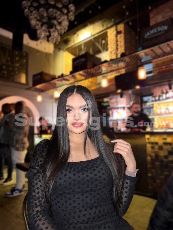 Rita مرافقة دبي