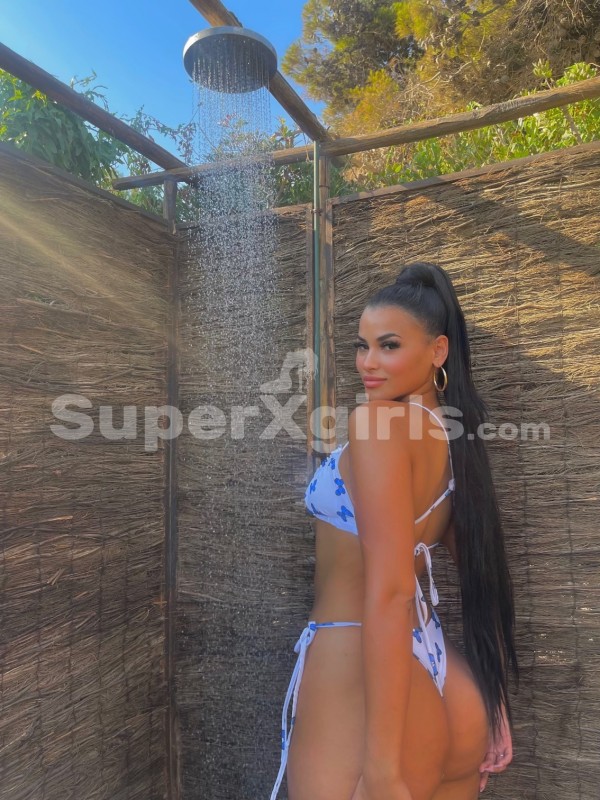 Isabella Escort Athens