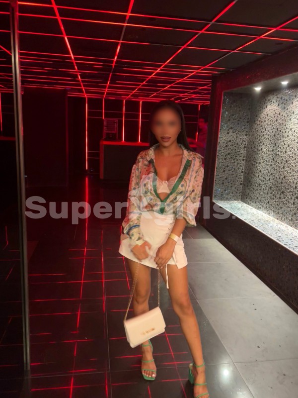 Nicolette Escolta Barcelona