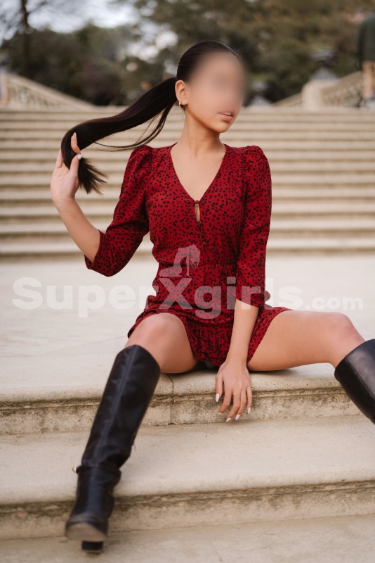 Jade Kíséret Barcelona