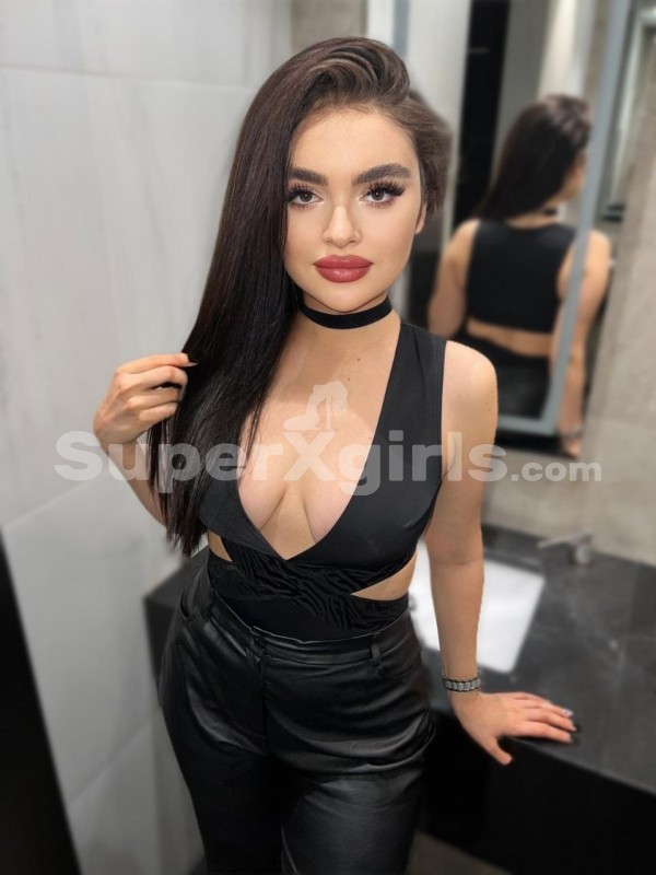 Rita مرافقة دبي