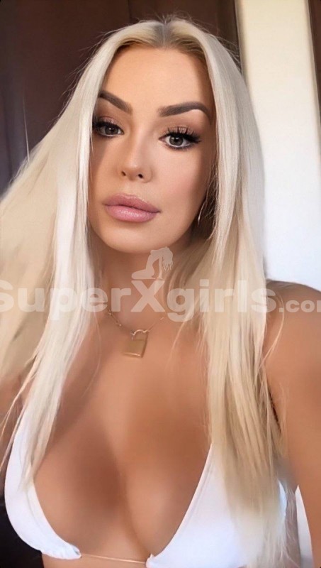 Mary مرافقة تبليسي