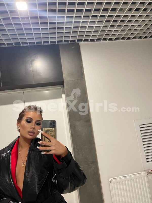 Silvia Escort Istanbul