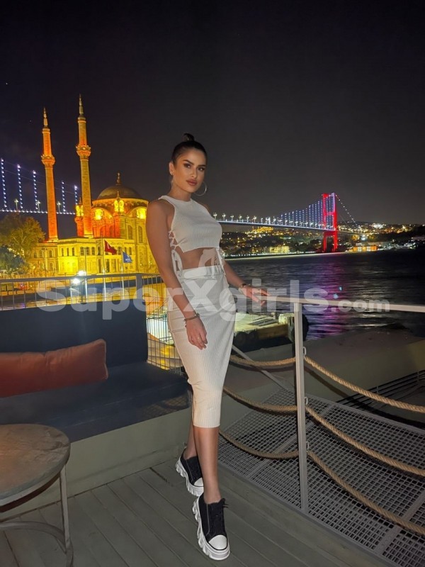 Lara Escort Dubai