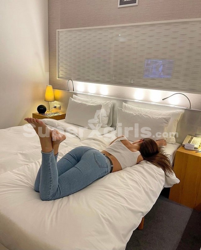 DIANA مرافقة اسطنبول