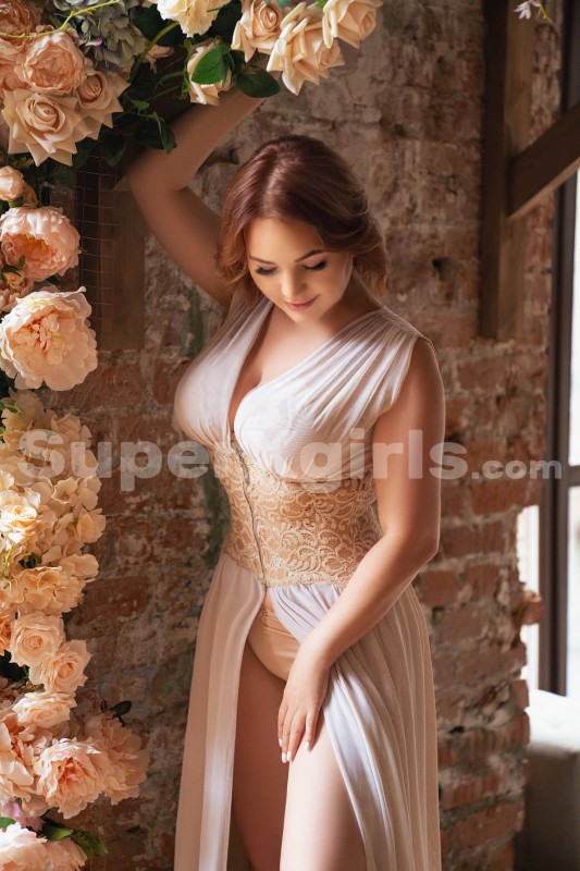 VICTORIA مرافقة اسطنبول