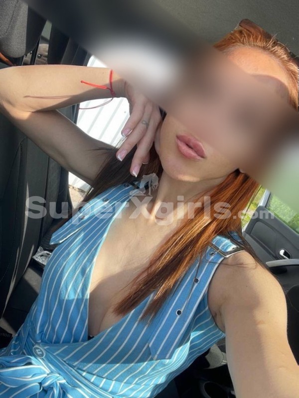 Julia ליווי ירוואן 